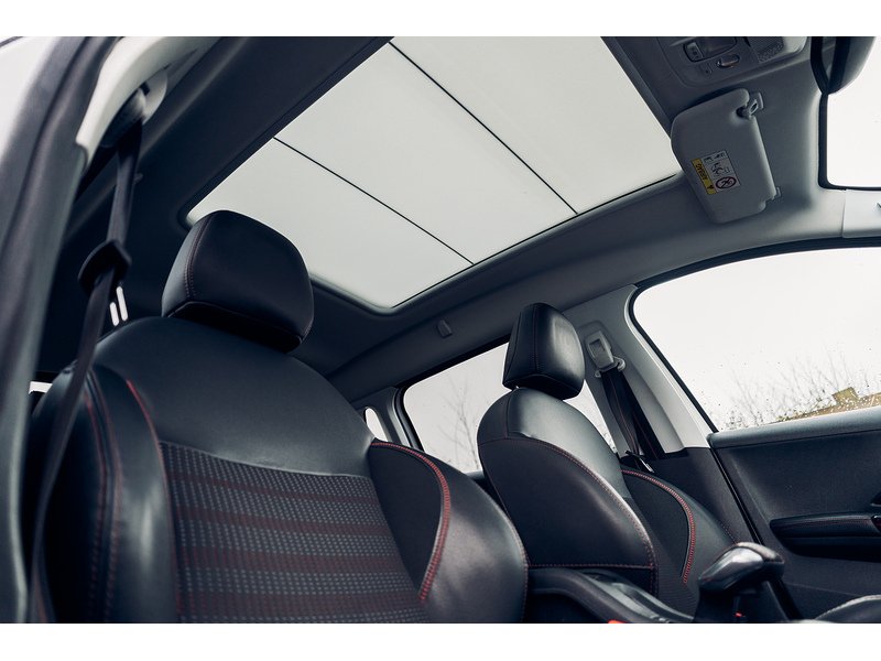 Peugeot 1.2 PureTech GT Line SUV 5dr Petrol EAT Euro 6 (s/s) (110 ps)