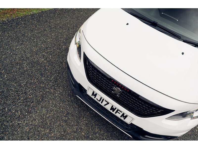 Peugeot 1.2 PureTech GT Line SUV 5dr Petrol EAT Euro 6 (s/s) (110 ps)