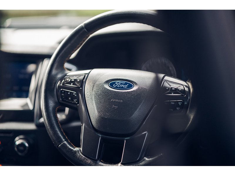 Ford 2.0 EcoBlue Wildtrak Pickup Double Cab 4dr Diesel Auto 4WD Euro 6 (s/s) (213 ps)