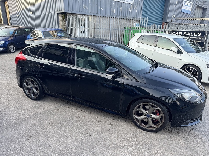 Ford 2.0T EcoBoost ST-2 Hatchback 5dr Petrol Manual Euro 5 (s/s) (250 ps)