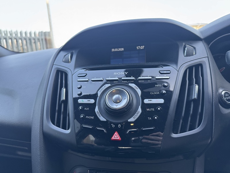 Ford 2.0T EcoBoost ST-2 Hatchback 5dr Petrol Manual Euro 5 (s/s) (250 ps)