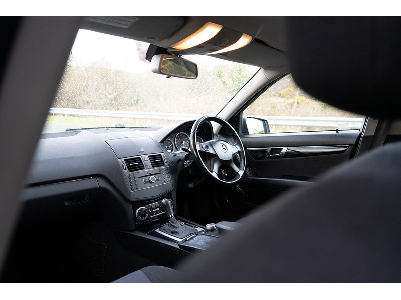 Mercedes-Benz 2.1 C250 CDI BlueEfficiency Sport Estate 5dr Diesel Auto Euro 5 (204 ps)