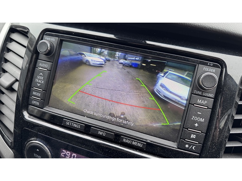 Mitsubishi 2.4 DI-D DC Barbarian Pickup Double Cab 4dr Diesel Manual 4WD Euro 5 (178 ps)