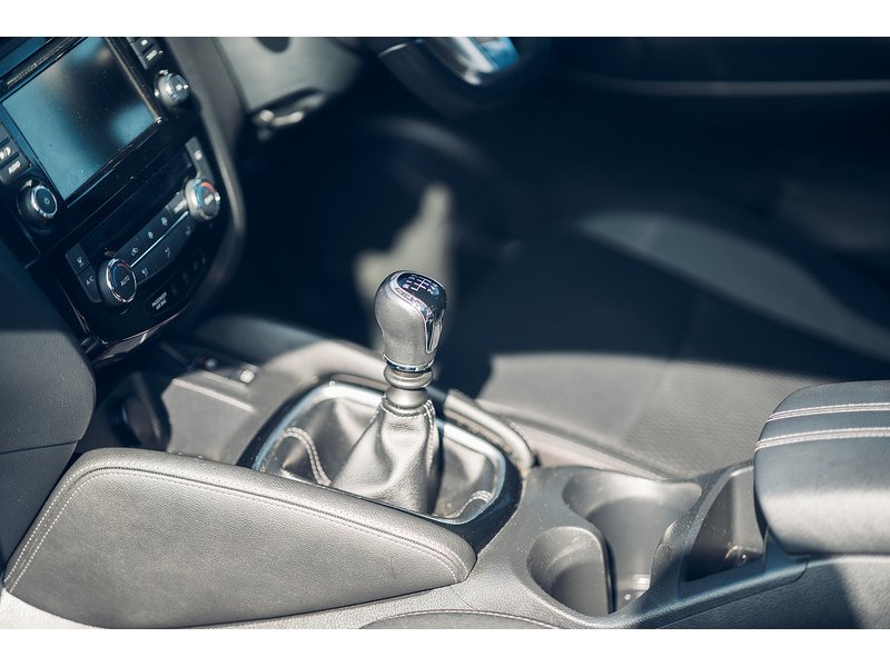 Nissan 1.3 DIG-T Acenta Premium SUV 5dr Petrol Manual Euro 6 (s/s) (140 ps)