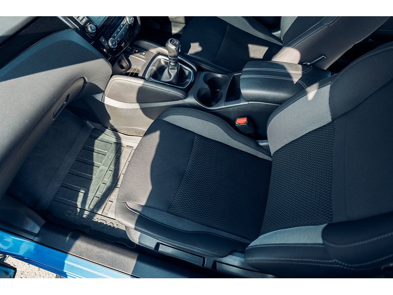 Nissan 1.3 DIG-T Acenta Premium SUV 5dr Petrol Manual Euro 6 (s/s) (140 ps)