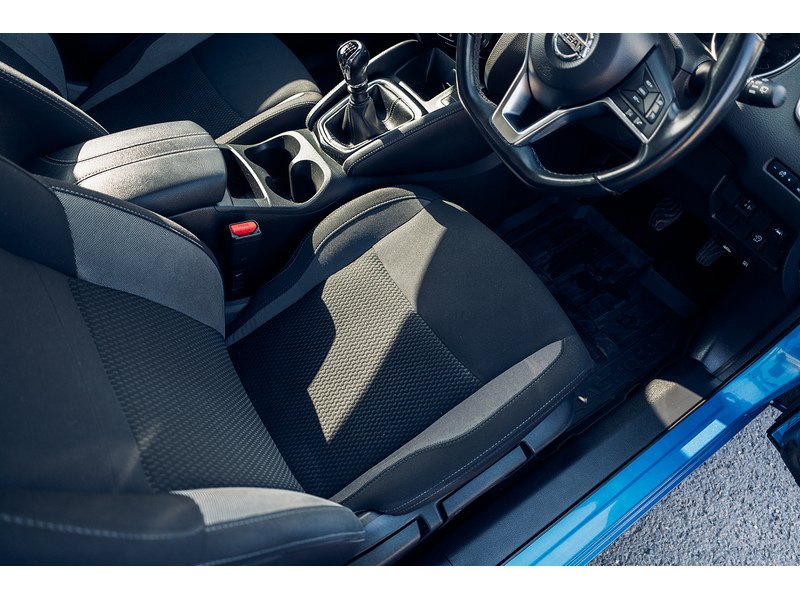 Nissan 1.3 DIG-T Acenta Premium SUV 5dr Petrol Manual Euro 6 (s/s) (140 ps)