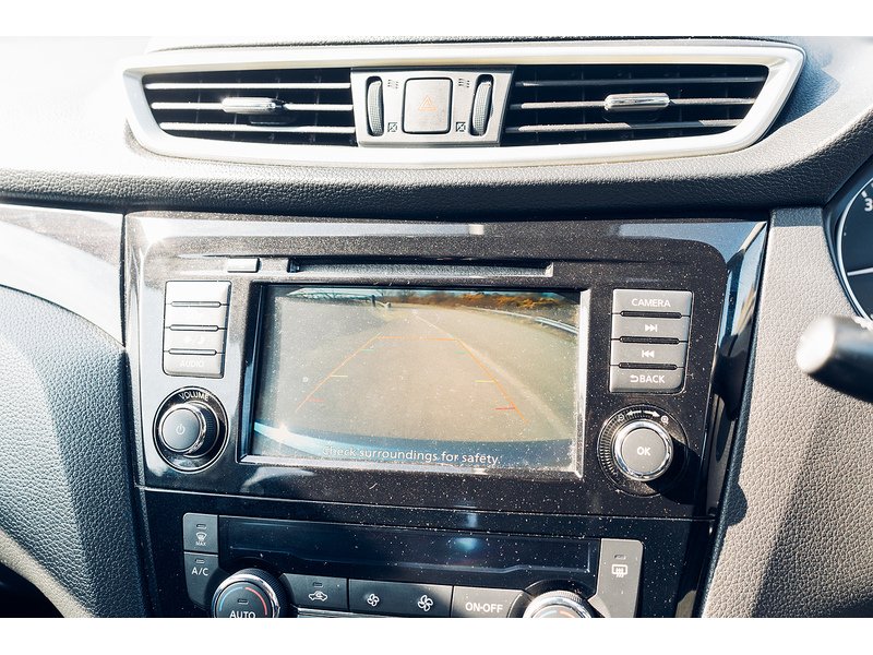 Nissan 1.3 DIG-T Acenta Premium SUV 5dr Petrol Manual Euro 6 (s/s) (140 ps)