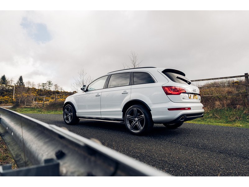 Audi 3.0 TDI V6 S line Plus SUV 5dr Diesel Tiptronic quattro Euro 5 (s/s) (245 ps)