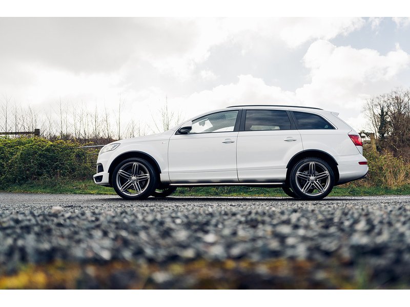 Audi 3.0 TDI V6 S line Plus SUV 5dr Diesel Tiptronic quattro Euro 5 (s/s) (245 ps)