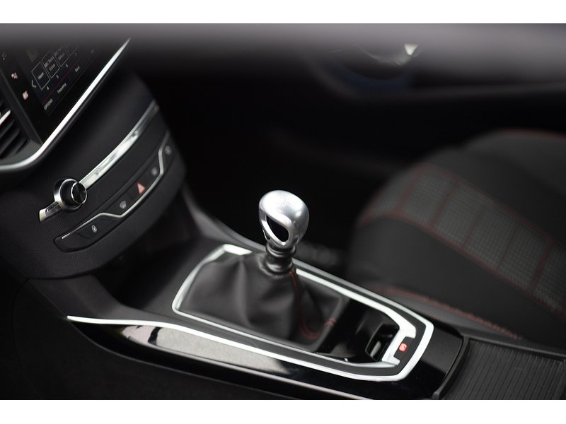 Peugeot 1.5 BlueHDi GT Line Hatchback 5dr Diesel Manual Euro 6 (s/s) (130 ps)