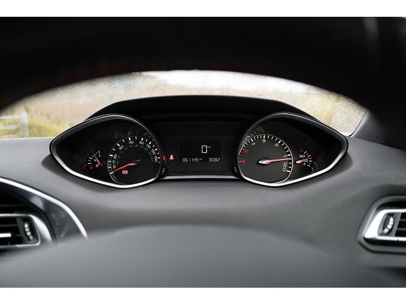 Peugeot 1.5 BlueHDi GT Line Hatchback 5dr Diesel Manual Euro 6 (s/s) (130 ps)