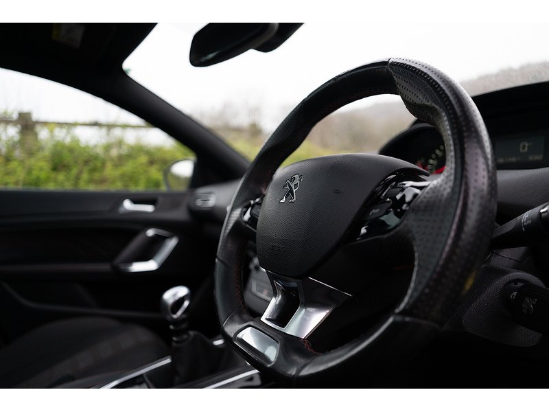 Peugeot 1.5 BlueHDi GT Line Hatchback 5dr Diesel Manual Euro 6 (s/s) (130 ps)