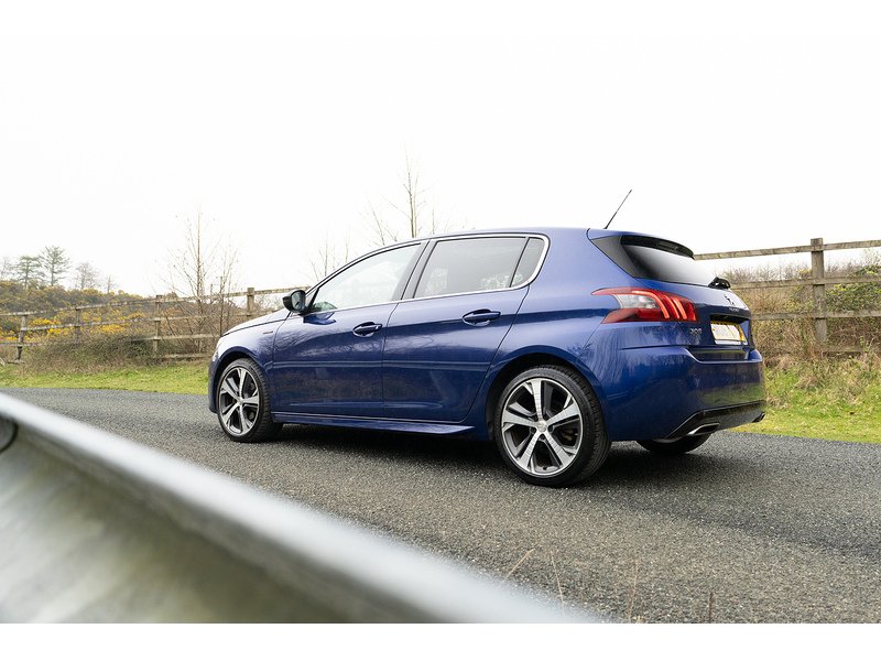 Peugeot 1.5 BlueHDi GT Line Hatchback 5dr Diesel Manual Euro 6 (s/s) (130 ps)