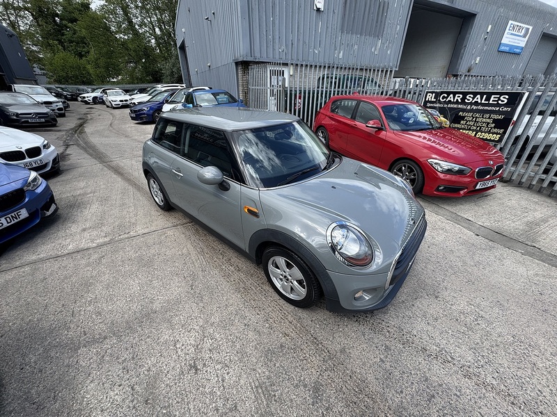 MINI 1.2 One Hatchback 3dr Petrol Auto Euro 6 (s/s) (102 ps)