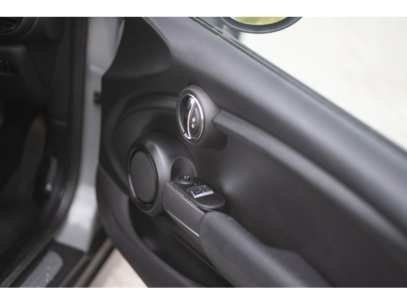 MINI 1.2 One Hatchback 3dr Petrol Auto Euro 6 (s/s) (102 ps)