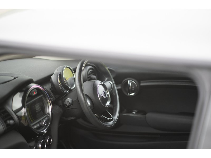 MINI 1.2 One Hatchback 3dr Petrol Auto Euro 6 (s/s) (102 ps)