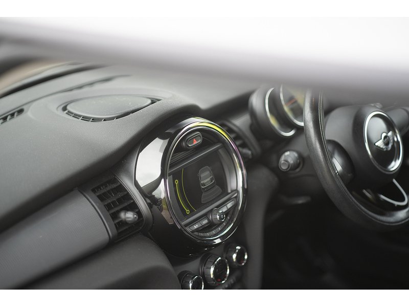 MINI 1.2 One Hatchback 3dr Petrol Auto Euro 6 (s/s) (102 ps)