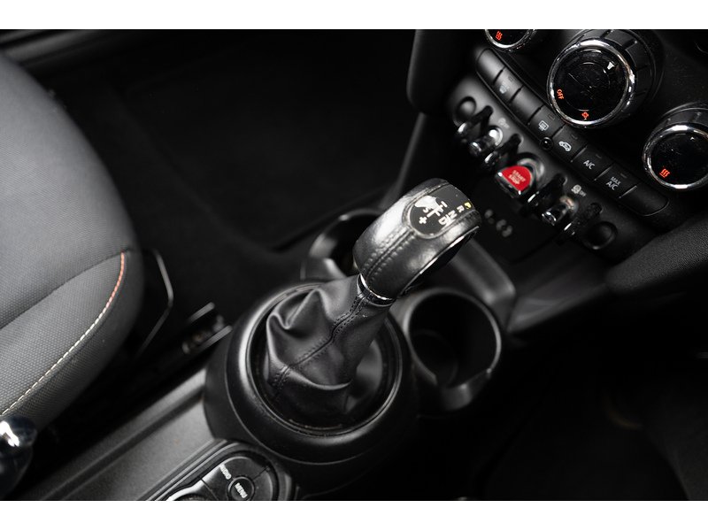 MINI 1.2 One Hatchback 3dr Petrol Auto Euro 6 (s/s) (102 ps)