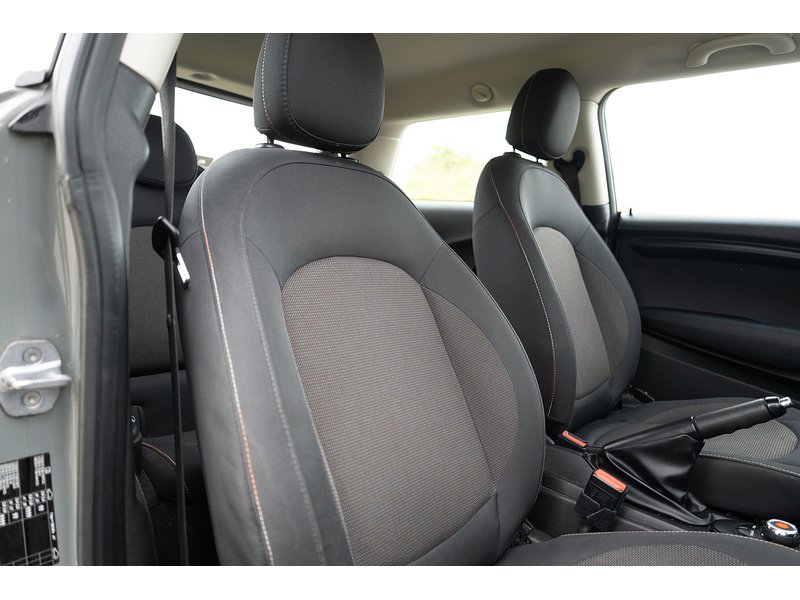 MINI 1.2 One Hatchback 3dr Petrol Auto Euro 6 (s/s) (102 ps)