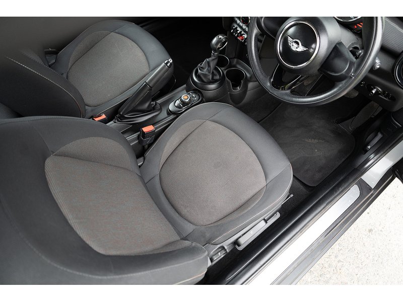 MINI 1.2 One Hatchback 3dr Petrol Auto Euro 6 (s/s) (102 ps)