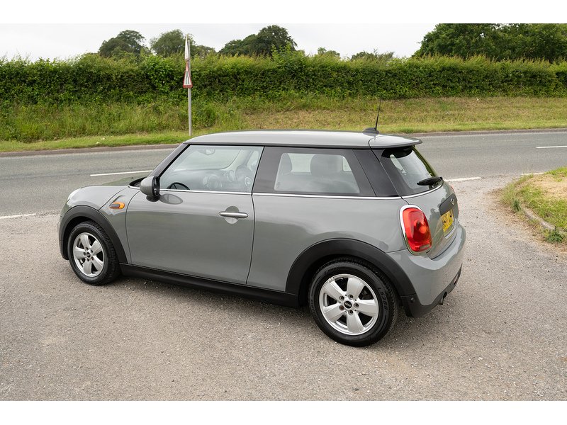 MINI 1.2 One Hatchback 3dr Petrol Auto Euro 6 (s/s) (102 ps)
