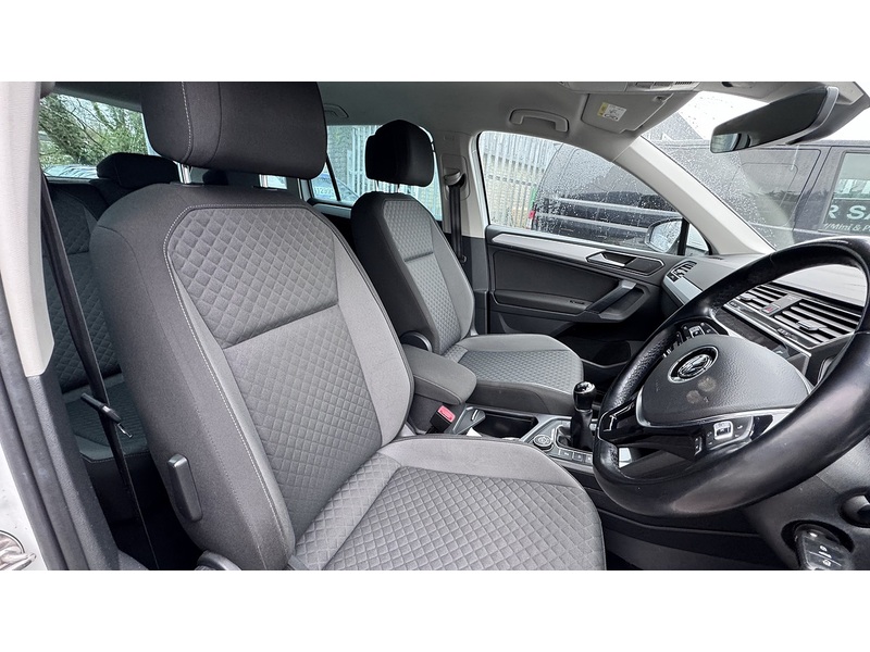 Volkswagen 2.0 TDI SE Navigation SUV 5dr Diesel Manual 4Motion Euro 6 (s/s) (150 ps)