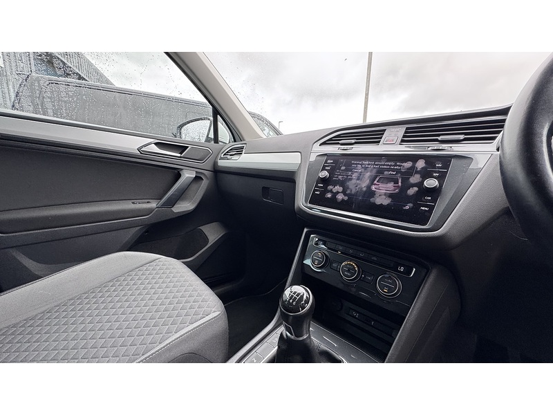 Volkswagen 2.0 TDI SE Navigation SUV 5dr Diesel Manual 4Motion Euro 6 (s/s) (150 ps)