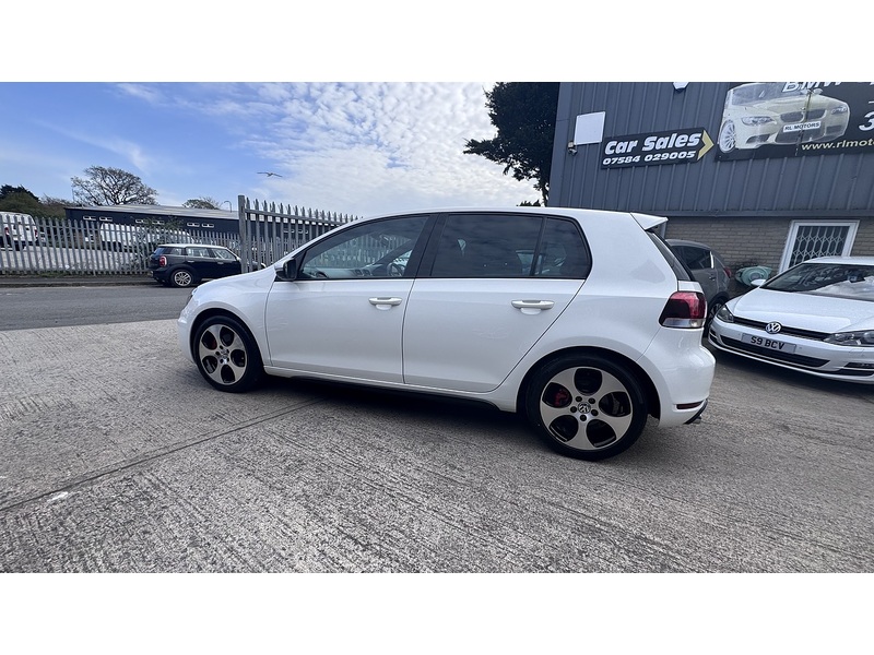Volkswagen Golf  Hatchback 0.0  Petrol