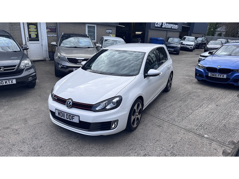 Volkswagen Golf  Hatchback 0.0  Petrol