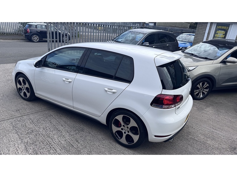 Volkswagen Golf  Hatchback 0.0  Petrol
