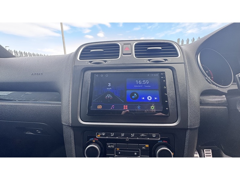 Volkswagen Golf  Hatchback 0.0  Petrol