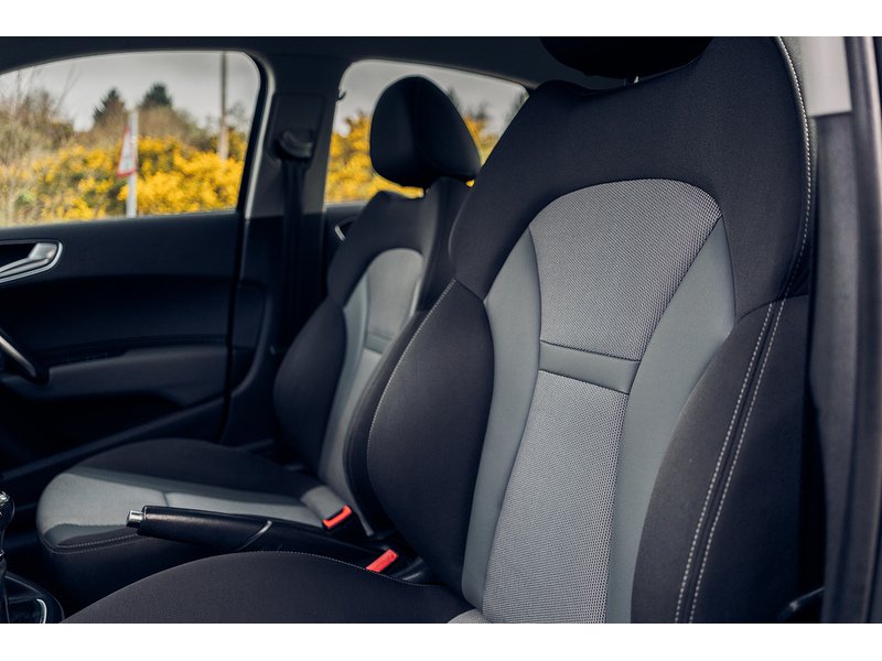 Audi 1.6 TDI Sport Sportback 5dr Diesel Manual Euro 6 (s/s) (116 ps)