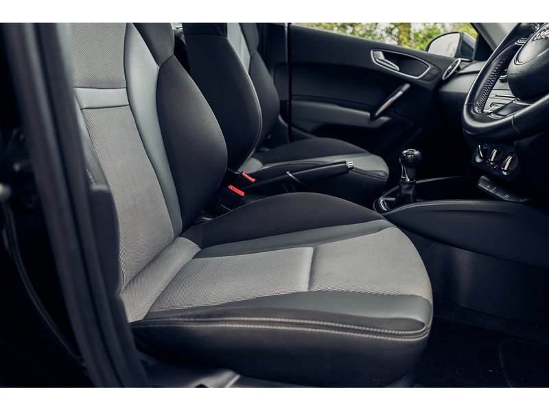 Audi 1.6 TDI Sport Sportback 5dr Diesel Manual Euro 6 (s/s) (116 ps)