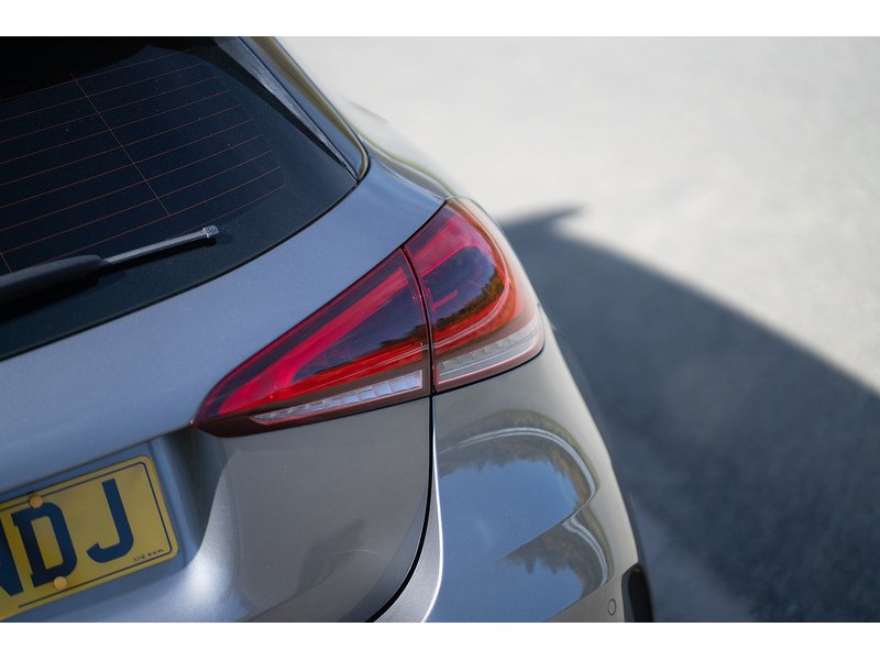 Mercedes-Benz 1.3 A200 AMG Line (Premium) Hatchback 5dr Petrol 7G-DCT Euro 6 (s/s) (163 ps)