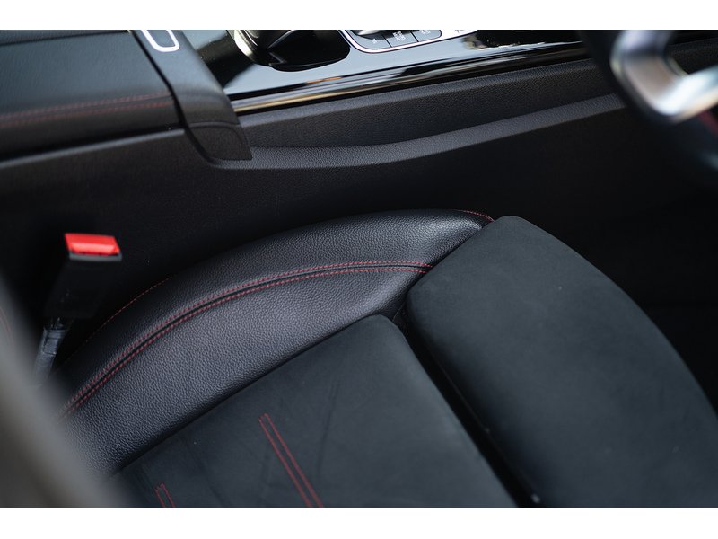 Mercedes-Benz 1.3 A200 AMG Line (Premium) Hatchback 5dr Petrol 7G-DCT Euro 6 (s/s) (163 ps)