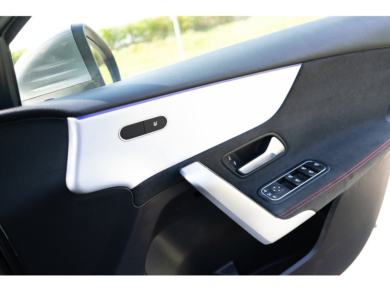 Mercedes-Benz 1.3 A200 AMG Line (Premium) Hatchback 5dr Petrol 7G-DCT Euro 6 (s/s) (163 ps)