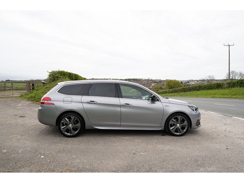 Peugeot 1.2 PureTech GT Line Estate 5dr Petrol Manual Euro 6 (s/s) (130 ps)