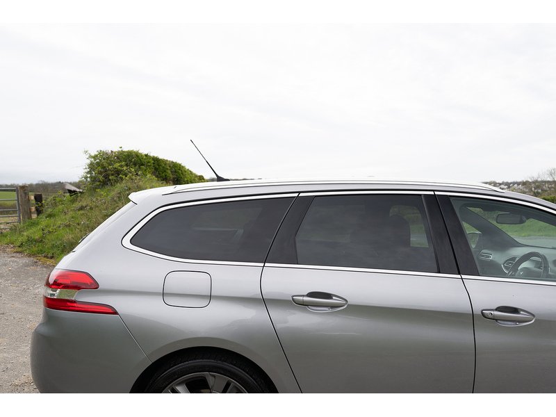 Peugeot 1.2 PureTech GT Line Estate 5dr Petrol Manual Euro 6 (s/s) (130 ps)