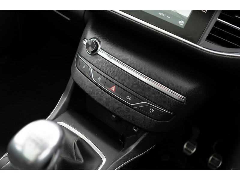 Peugeot 1.2 PureTech GT Line Estate 5dr Petrol Manual Euro 6 (s/s) (130 ps)