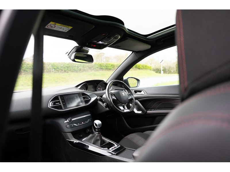 Peugeot 1.2 PureTech GT Line Estate 5dr Petrol Manual Euro 6 (s/s) (130 ps)