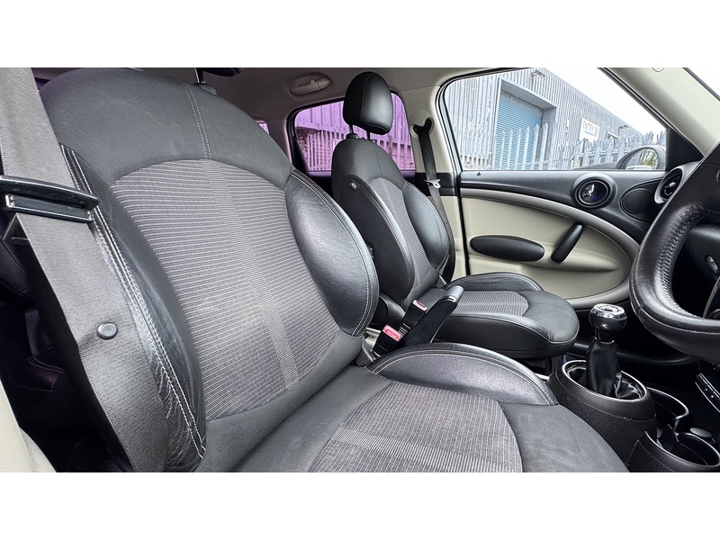 MINI 1.6 Cooper D SUV 5dr Diesel Manual ALL4 Euro 5 (s/s) (112 ps)