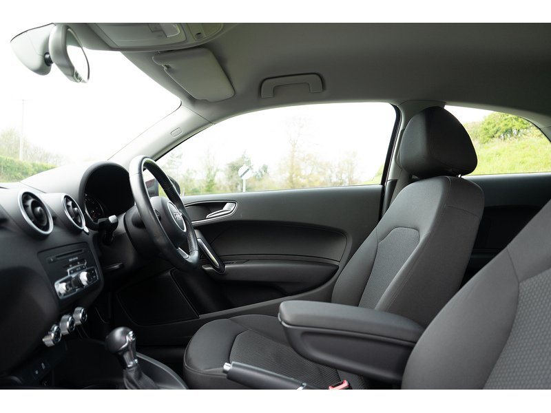 Audi Sportback Tfsi S Tronic Hatchback 1.4 Semi Auto Petrol