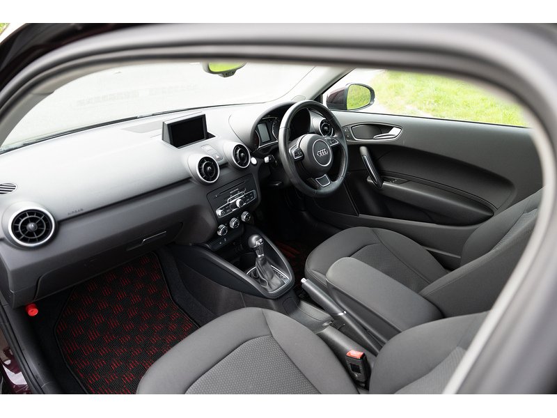 Audi Sportback Tfsi S Tronic Hatchback 1.4 Semi Auto Petrol