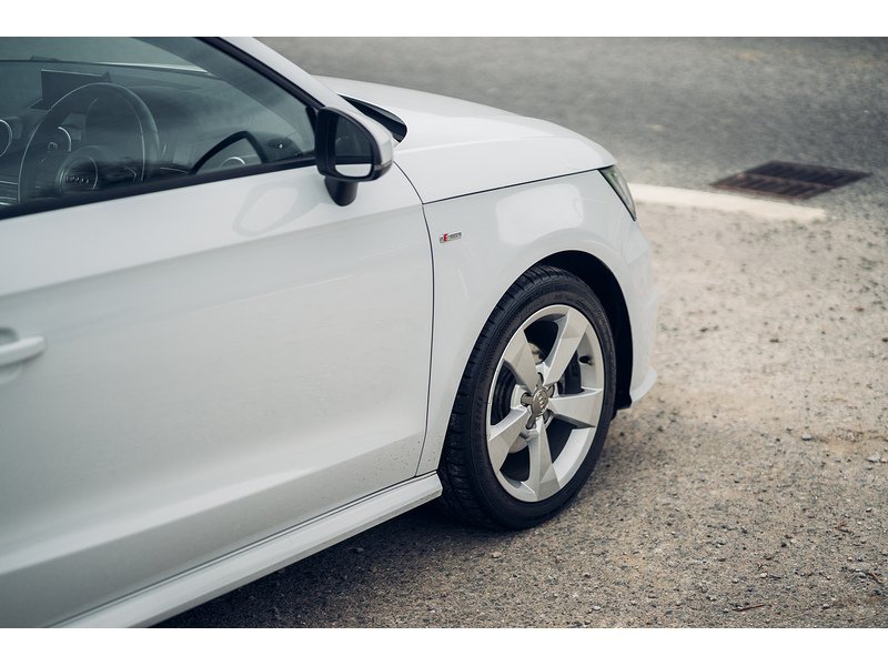 Audi Sportback Tfsi S Line Hatchback 1.0 Semi Auto Petrol