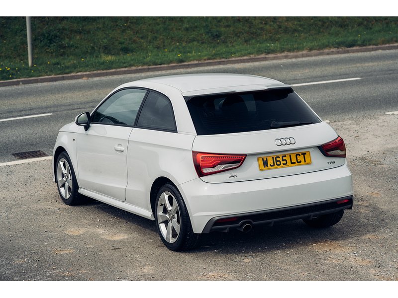 Audi Sportback Tfsi S Line Hatchback 1.0 Semi Auto Petrol