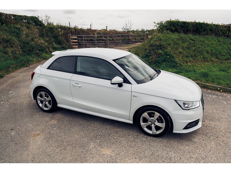 Audi Sportback Tfsi S Line Hatchback 1.0 Semi Auto Petrol