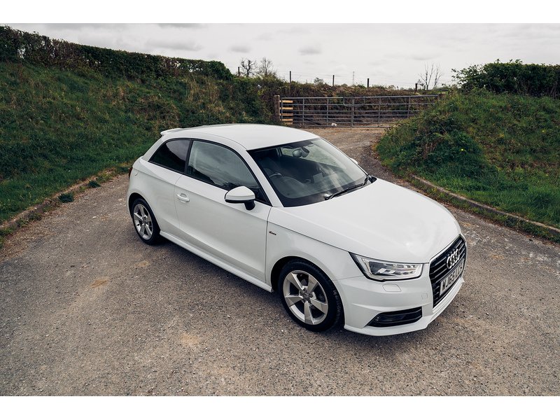 Audi Sportback Tfsi S Line Hatchback 1.0 Semi Auto Petrol