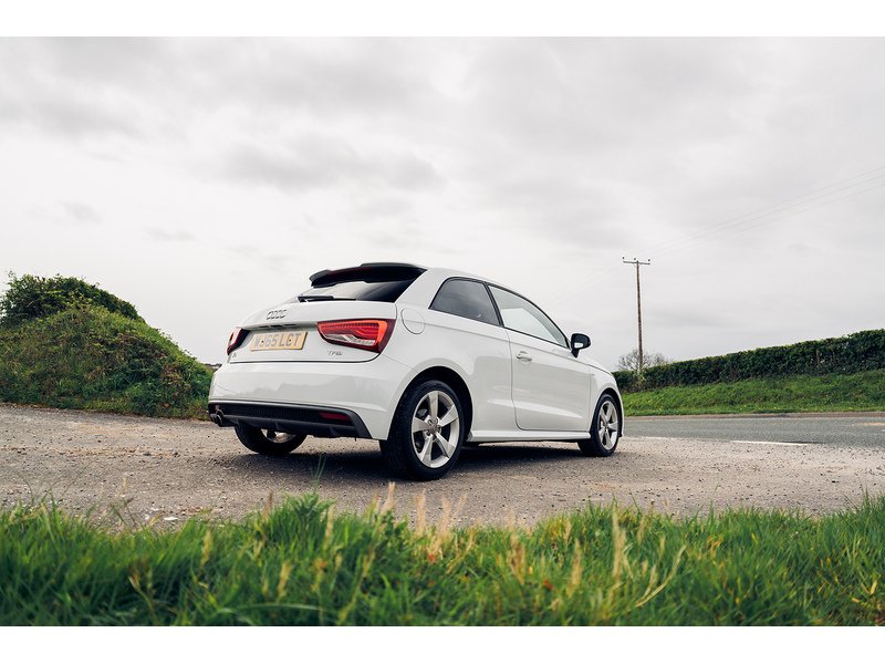 Audi Sportback Tfsi S Line Hatchback 1.0 Semi Auto Petrol