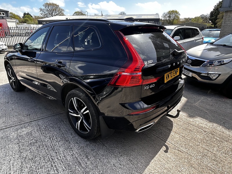 Volvo 2.0 B4 MHEV R-Design SUV 5dr Diesel Hybrid Auto AWD Euro 6 (s/s) (197 ps)