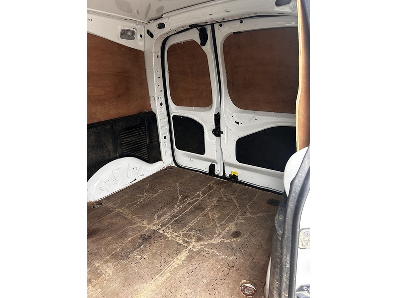 Peugeot 1.6 BlueHDi 850 S Panel Van 4dr Diesel Manual L1 (s/s) (110 g/km, 100 bhp)